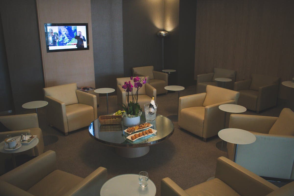 Airport VIP fast track lounge Mexico City