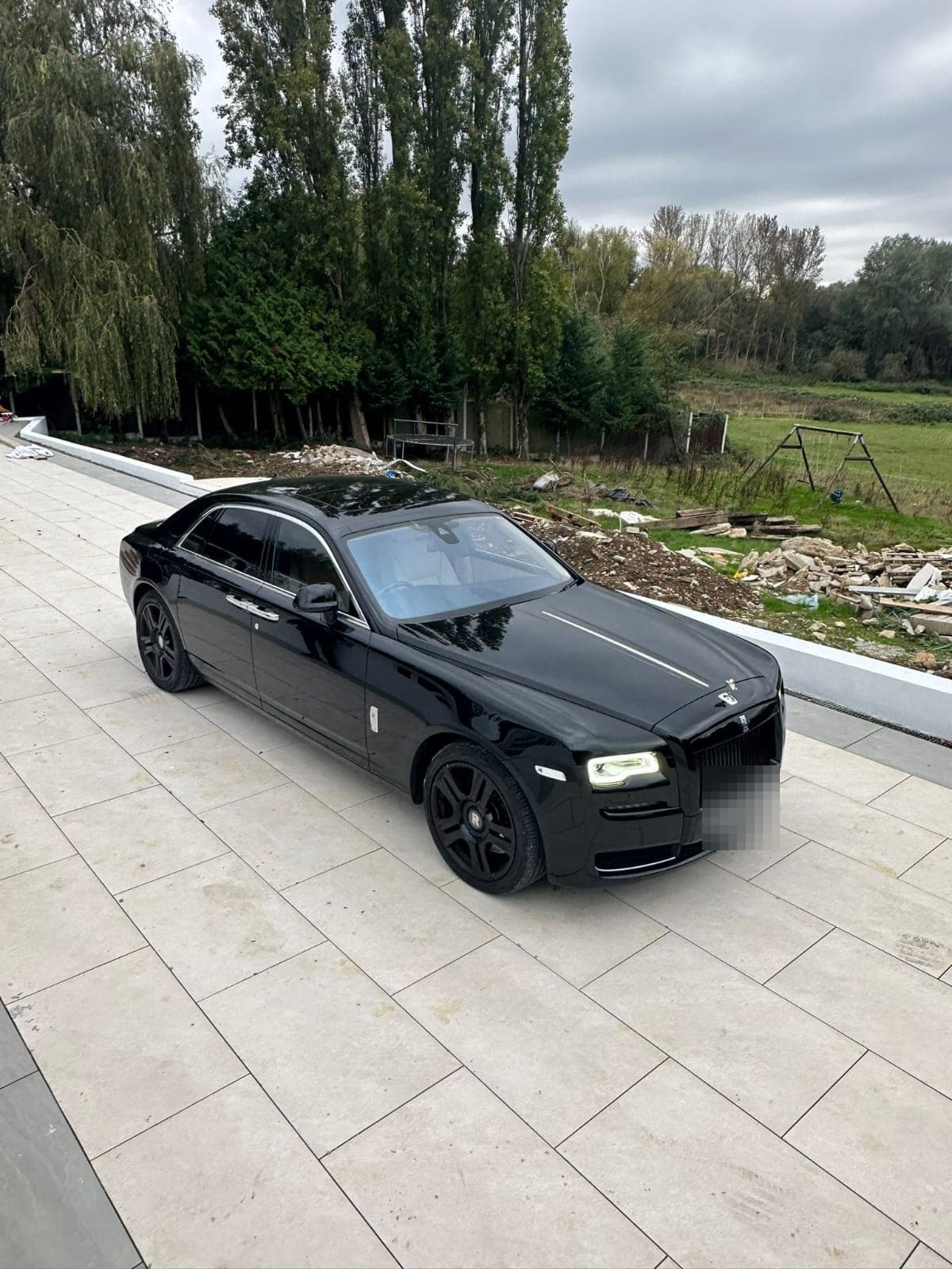 Rolls-Royce Ghost Extended: view 1